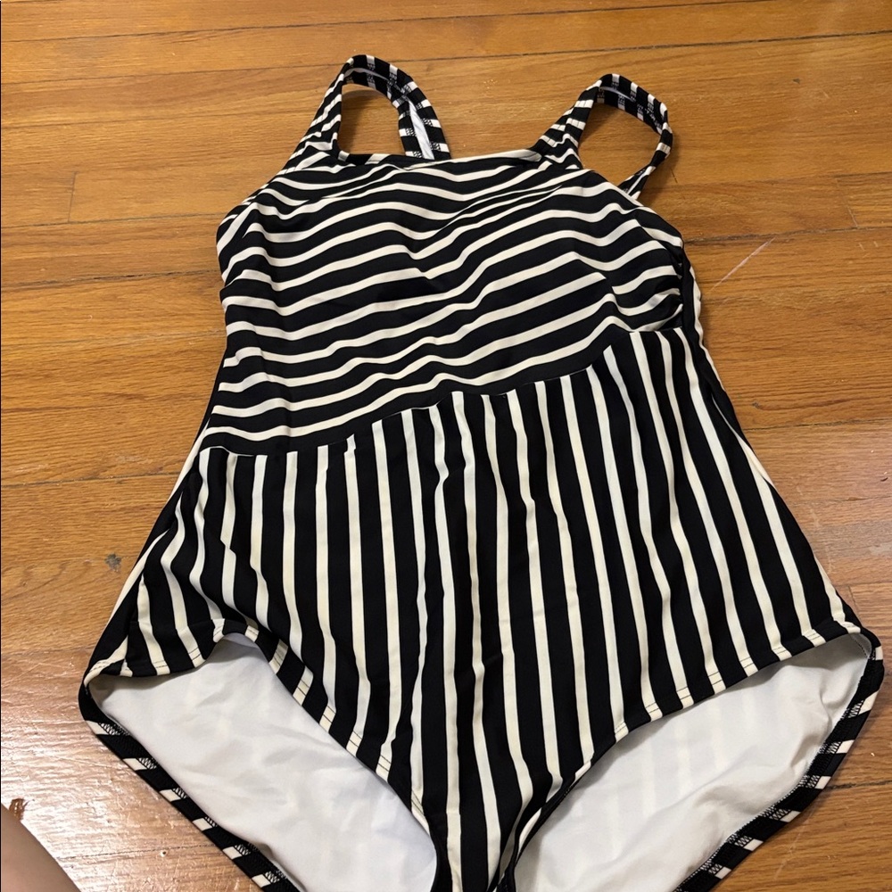Lands' End Black and White Swimsuit